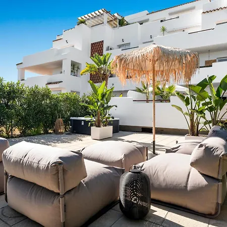 Luna Del Mar - Luxury With Jacuzzi 에스테포나